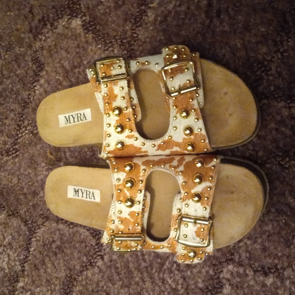 MYRA cowhide saddles, size 7, tan and white